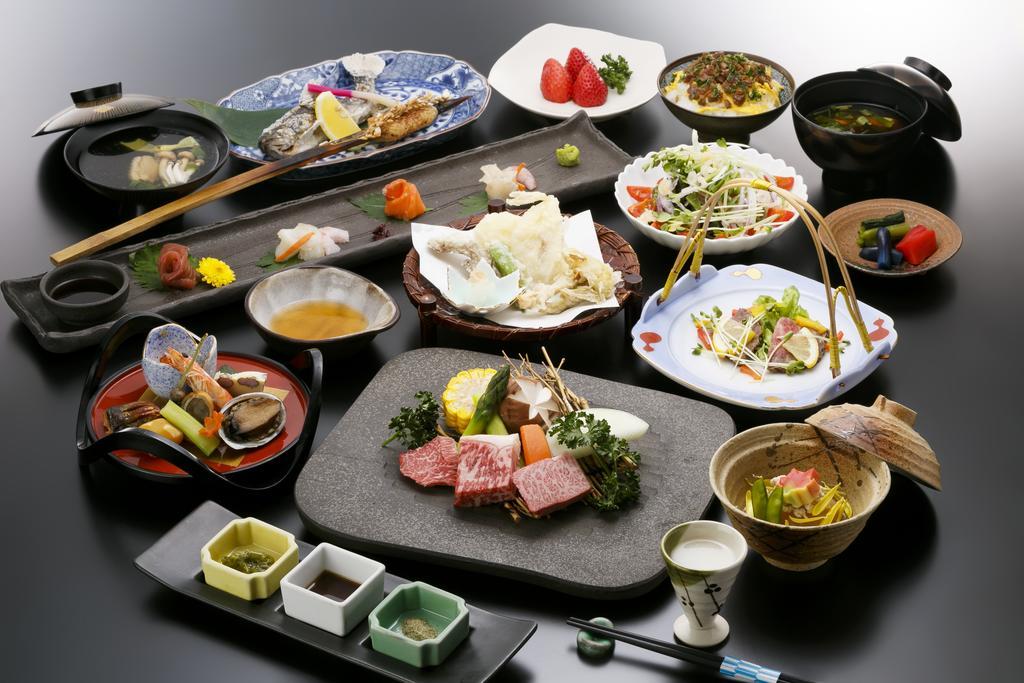 Okada Ryokan Warakutei Takayama  Esterno foto