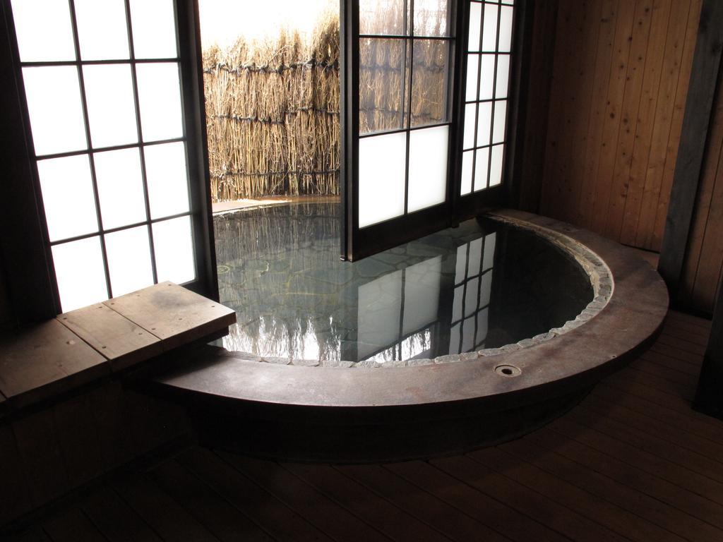 Okada Ryokan Warakutei Takayama  Esterno foto