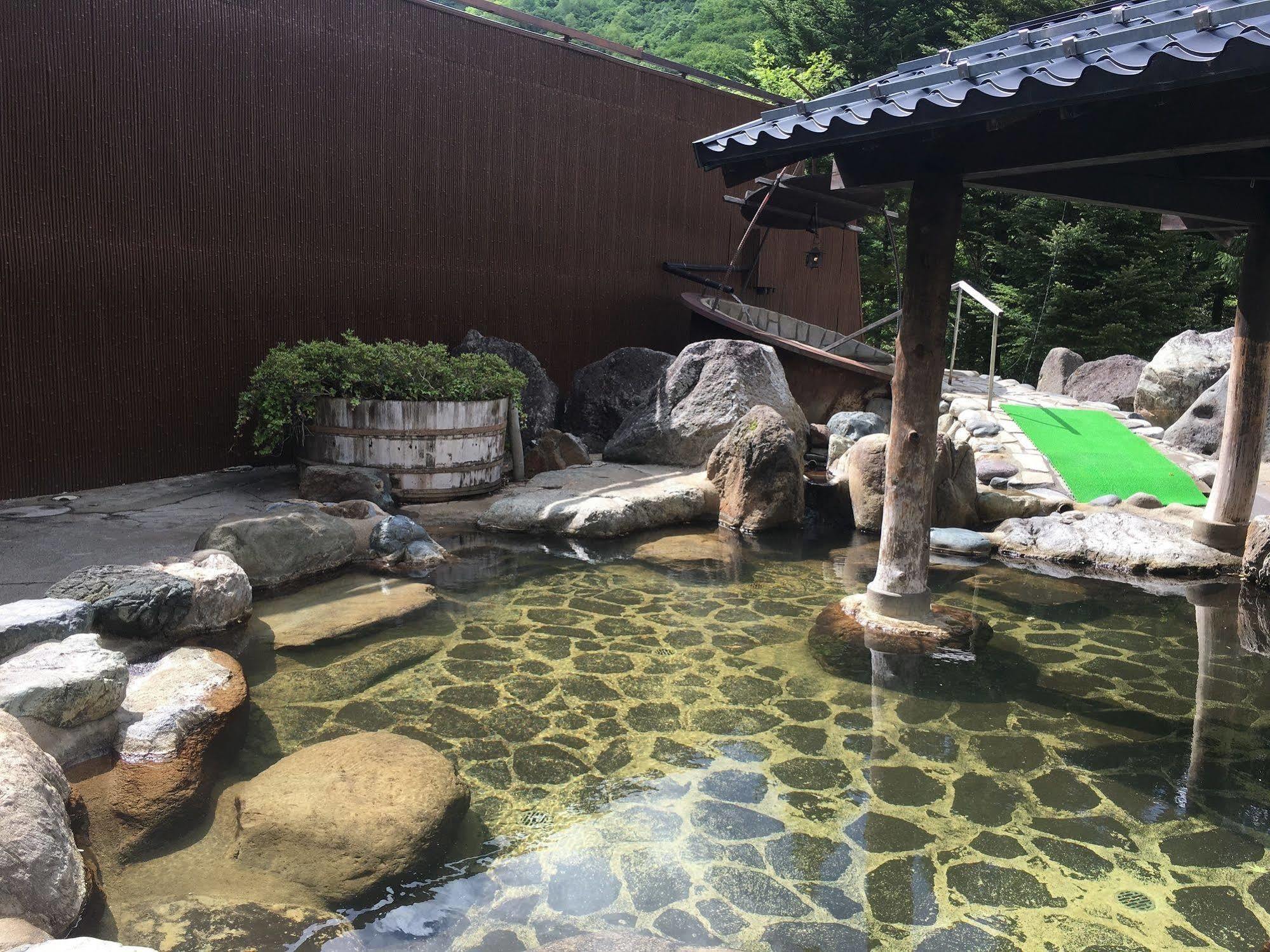 Okada Ryokan Warakutei Takayama  Esterno foto
